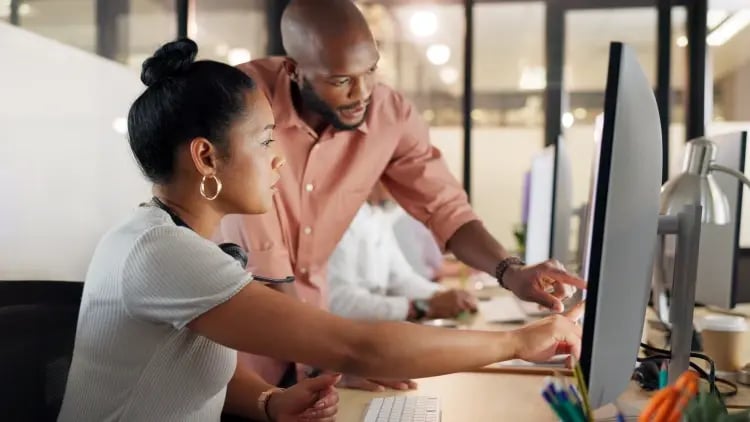 Using Edge Services in Complex Routes for E-Commerce