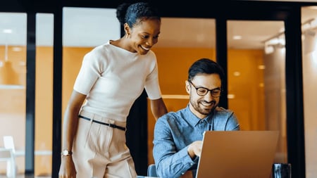 office-colleagues-collaborating-positivity